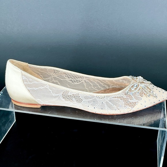Badgley Mischka Size 9 Ivory Lace Pointed Ballet Flats Rhinestone Bow Kaitlin - Picture 2 of 12